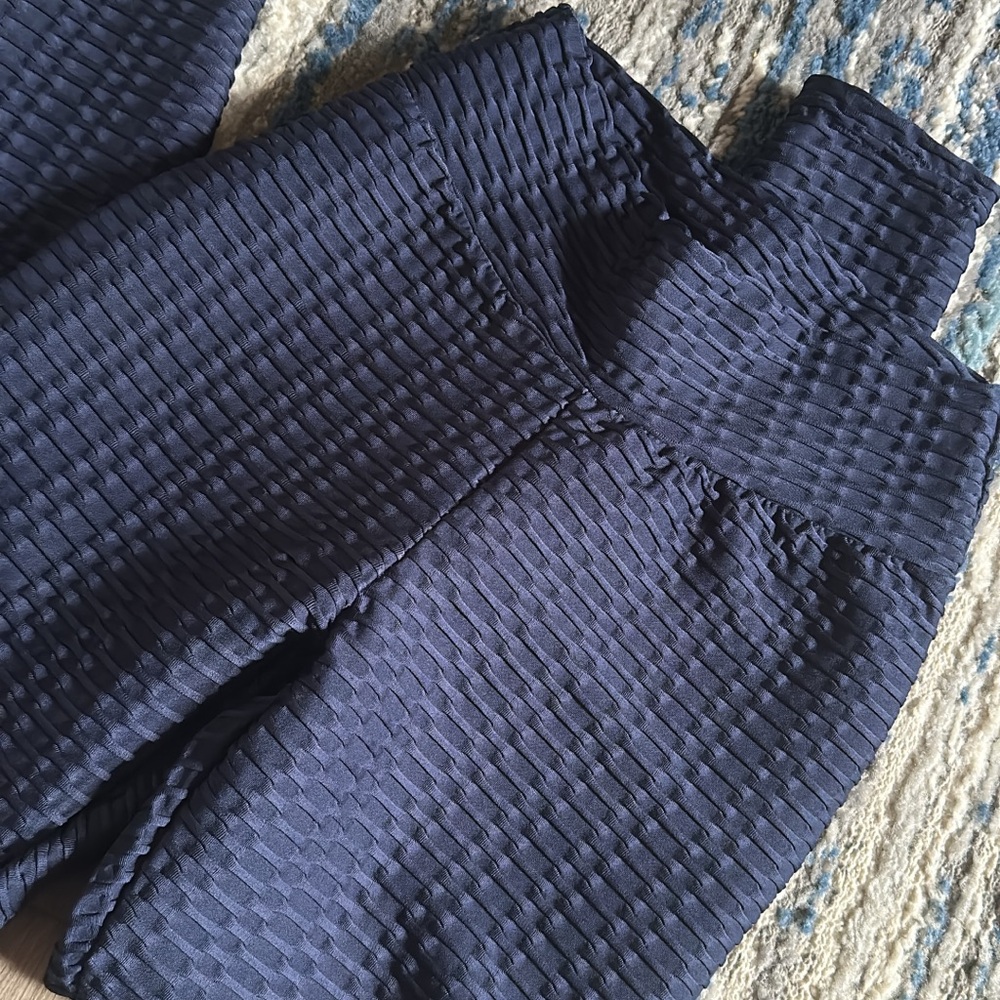Textured Navy Leggings